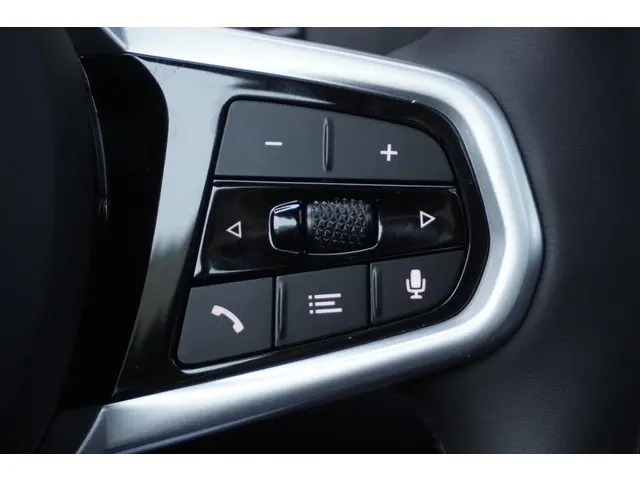 BMW i4 eDrive35 2025 Elektrisch 28