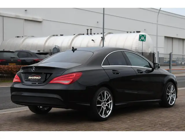Mercedes-Benz CLA 2