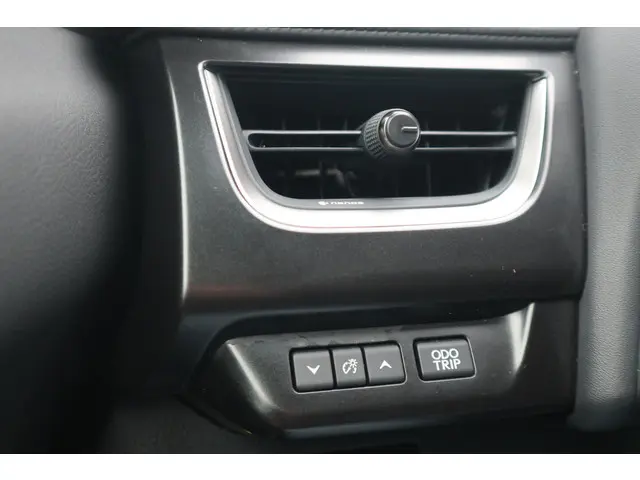 Lexus UX 300e Business 54 kWh 2021 Elektrisch 28