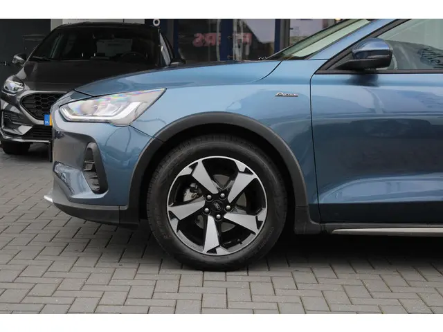 Ford Focus 1.0 EcoBoost Hybrid Active Style 2022 Benzine 12