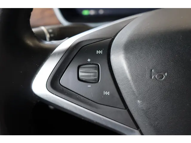 Tesla Model X 90D Base 6p. 2017 Elektrisch 22