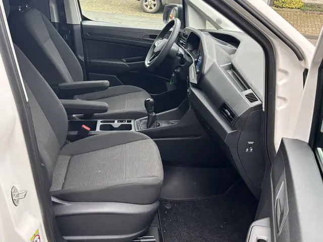 Volkswagen Caddy Cargo 2.0 TDI Comfort 2022 Diesel 14
