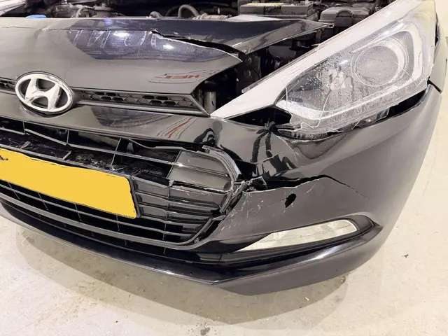 Hyundai i20 I-20 1.2 Premium Passion Navi 2018 Benzine 9