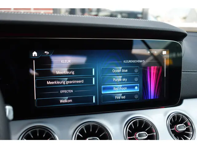 Mercedes-Benz E-Klasse Coupé 200 AMG Line 2020 Benzine 13