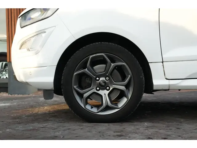 Ford EcoSport 1.0 EcoBoost Titanium 2018 Benzine 10