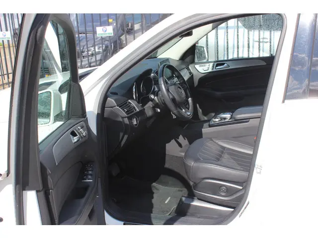 Mercedes-Benz GLE 3