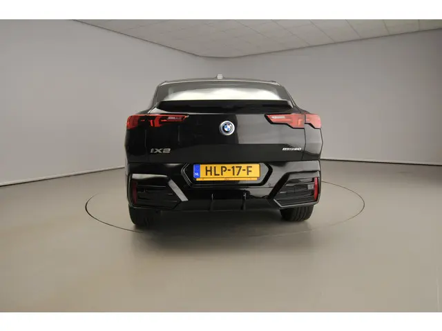 BMW iX2 eDrive20 2025 Elektrisch 3