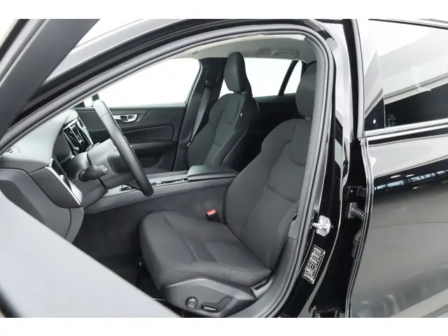 Volvo V60 2.0 B4 Momentum Business 2021 Hybride Benzine 3
