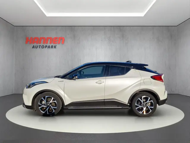 Toyota C-HR 1.8 Hybrid Bi-Tone 2017 Hybride Benzine 4