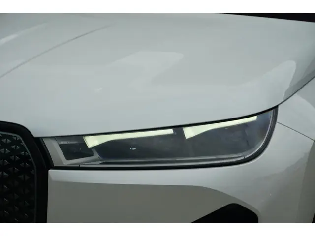 BMW iX xDrive50 2021 Elektrisch 7