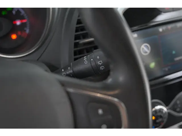 Renault Captur TCe 90 Intens 2019 Benzine 36