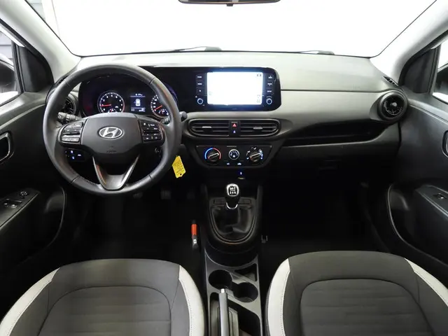 Hyundai i10 1.0 Comfort 2020 Benzine 5