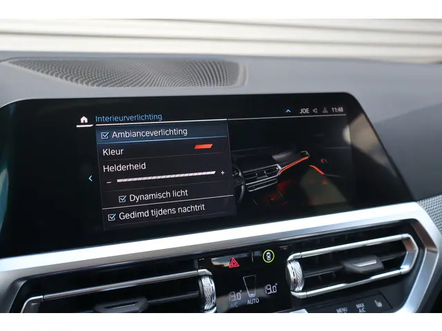 BMW 3 Serie 320e M-Sport 2022 Hybride Benzine 28