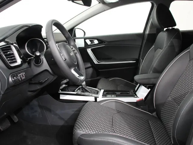 Kia XCeed 1.6 GDi PHEV DynamicLine 2025 Hybride Benzine 20