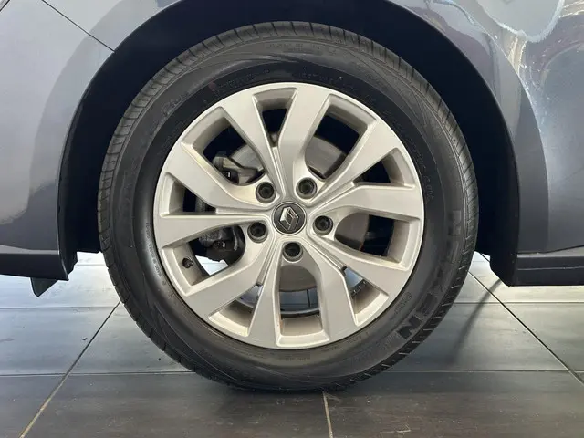 Renault Mégane Estate 1.3 TCe Limited 2019 Benzine 27