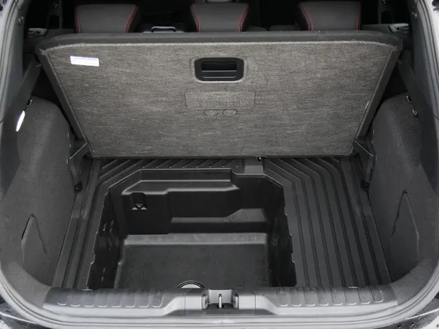 Ford Puma 1.0 HYBRID ST-LINE/ WINTER PACK/ 2022 Benzine 24