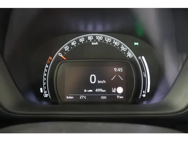 Toyota Aygo X 1.0 VVT-i MT Play, 2025 Benzine 34
