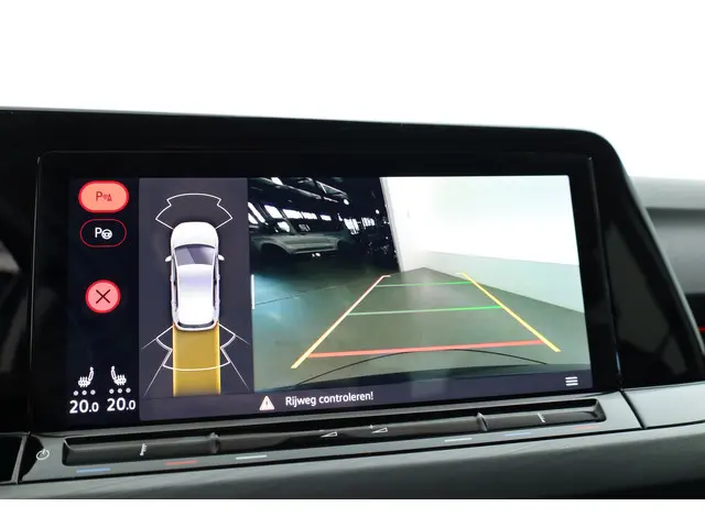 Volkswagen Golf 1.5 eTSI Style DSG 2020 Benzine 33