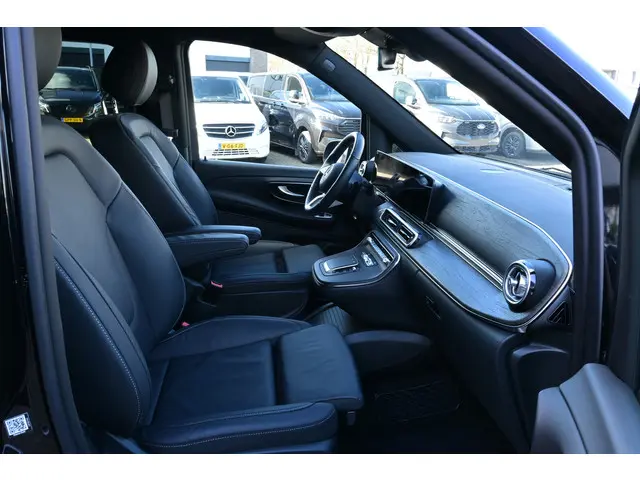 Mercedes-Benz V-Klasse 300d L3 Avantgarde 2024 Diesel 11