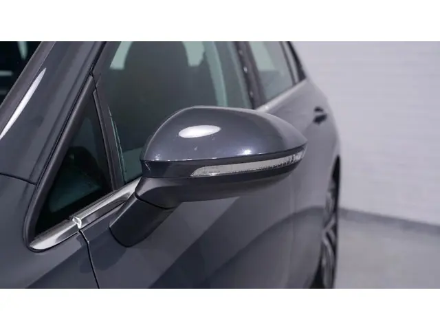 Volkswagen Golf 1.4 eHybrid Style 2022 Hybride Benzine 11