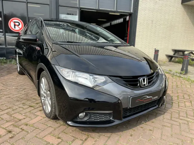 Honda Civic 1.8 Sport automaat trekhaak 2013 Benzine 2