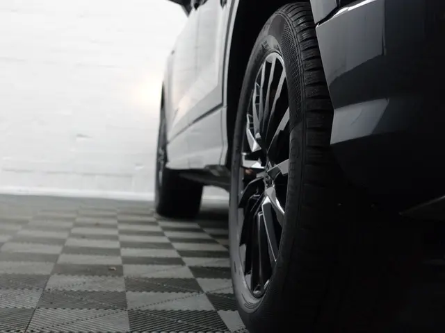 Audi Q2 1.6 TDI S-line Black Optic 2018 Diesel 32