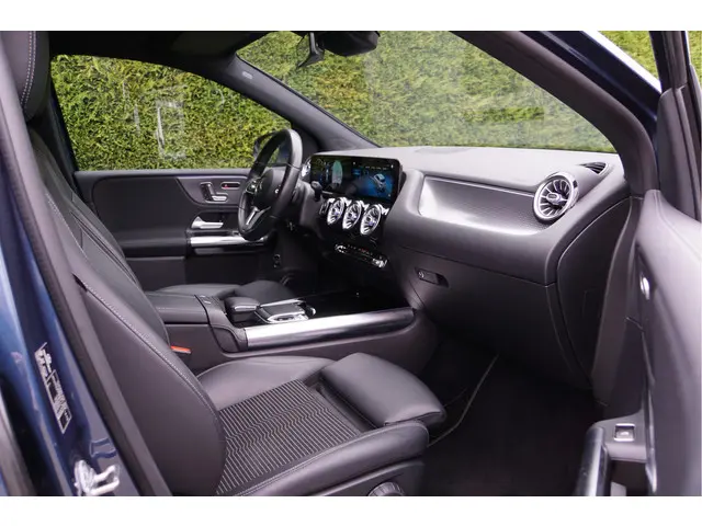Mercedes-Benz B-Klasse B 200 2019 Benzine 13