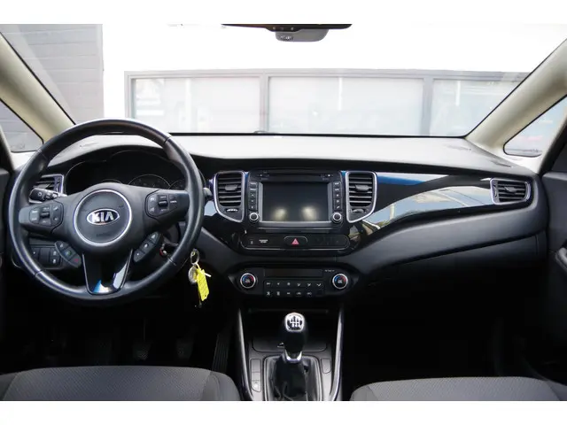 Kia Carens 1.6 GDi Business Pack 2013 Benzine 25