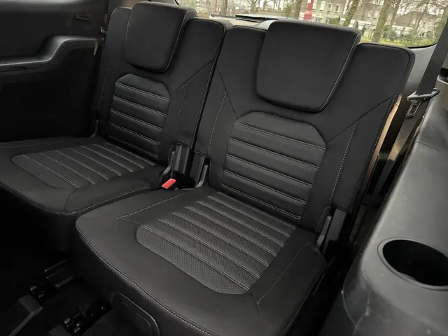 Ford Galaxy 2.5 Hybrid Titanium 2022 Hybride Benzine 11