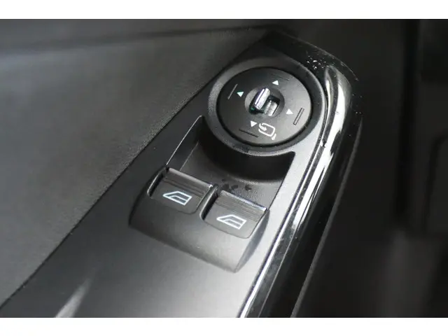 Ford Fiesta 1.0 ECOBOOST TITANIUM AUT. 2014 Benzine 21