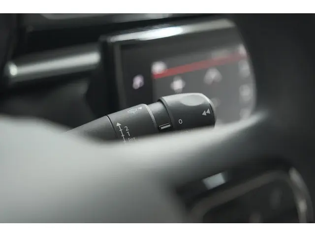 Citroën C3 PureTech 110 EAT6 Max 2024 Benzine 33