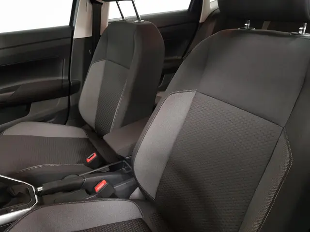 Volkswagen Polo 1.0 TSI Life 2022 Benzine 22