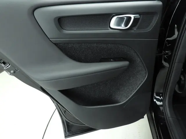 Volvo XC40 2.0 B4 Inscription 2021 Benzine 17