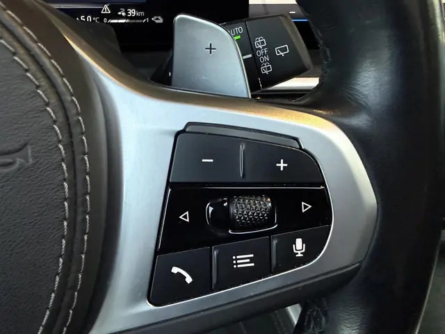 BMW X5 xDrive50e M SPORT 2023 Hybride Benzine 30