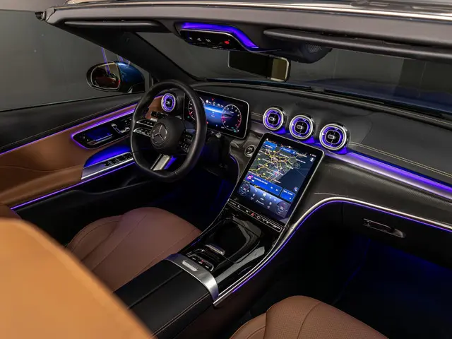 Mercedes-Benz CLE Cabriolet 200 AMG Line 2024 Benzine 22