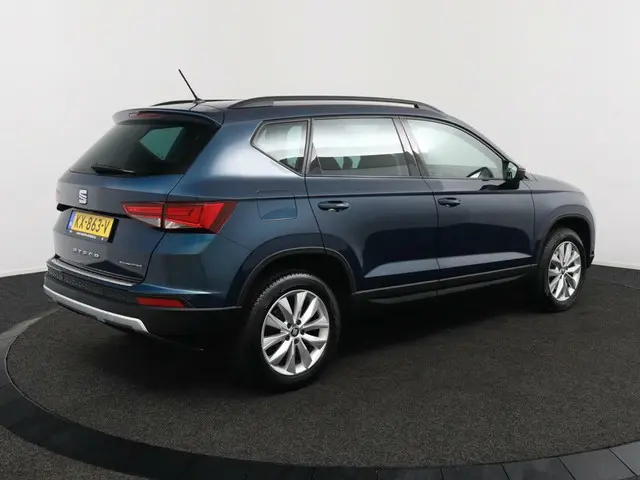 SEAT Ateca 1.0 EcoTSI Style blauw 2017 Benzine 8