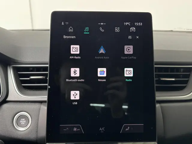 Renault Captur 1.0 TCe 90 techno 2024 Benzine 25