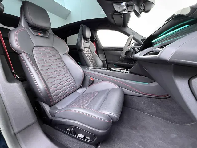 Audi e-tron GT RS 93 kWh 2023 Elektrisch 46