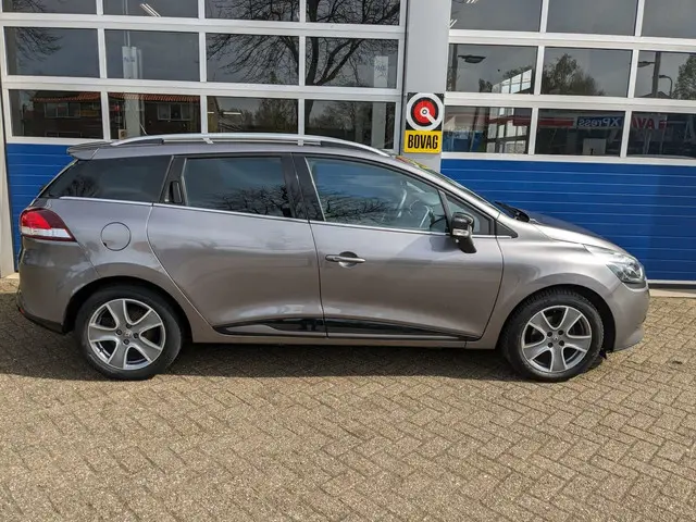 Renault Clio Estate 0.9 TCe Night&Day 2016 Benzine 13