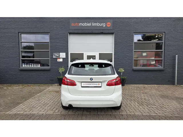 BMW 2 Serie Active Tourer 218i 2014 Benzine 4