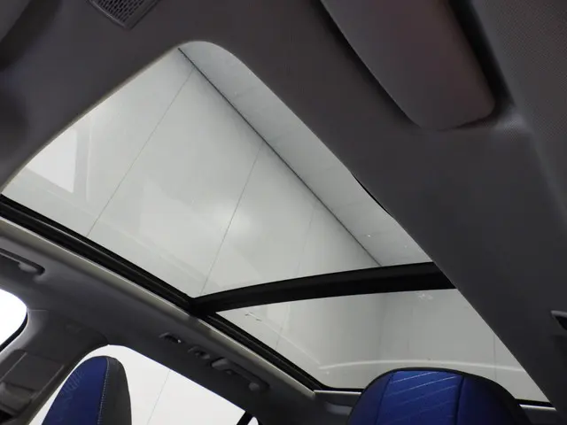 Lynk & Co 01 1.5 PHEV BlackLine 2023 Hybride Benzine 23