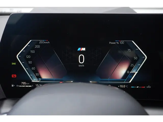 BMW 1 Serie 5-deurs 120 2025 Benzine 19