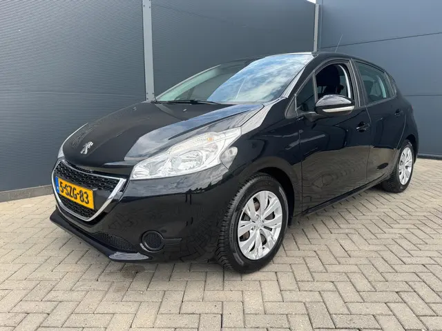 Peugeot 208 1.2 e-VTi Automaat / Nap / 5 Deurs 2014 Benzine 8
