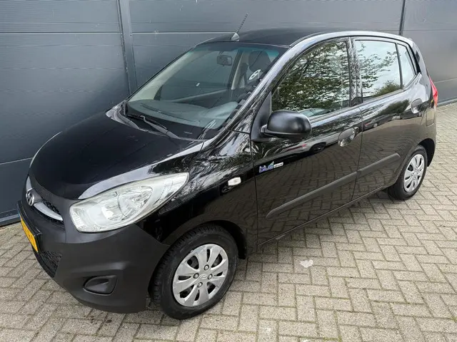 Hyundai i10 1.0 Pure/5D/Nieuw apk/blue drive 2012 Benzine 5