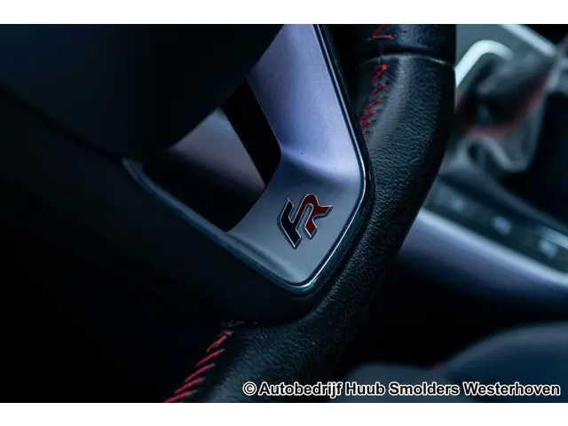 SEAT Arona 1.0 TSI FR Business Intense 2021 Benzine 24