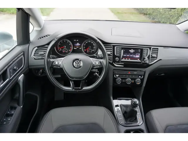 Volkswagen Golf Sportsvan 1.4 TSI Highline 2015 Benzine 10