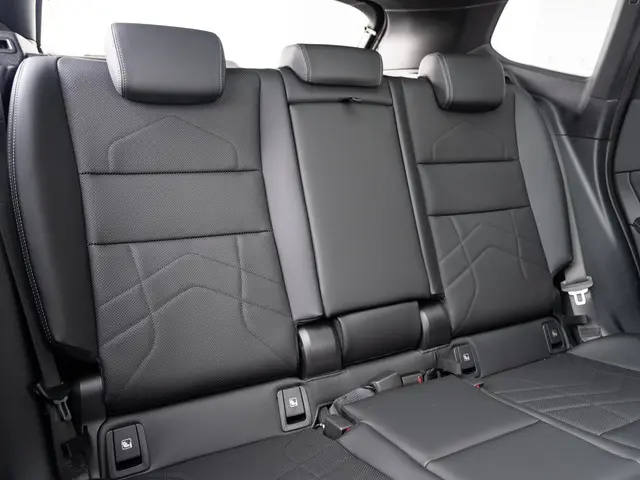 BMW X1 xDrive25e 2026 Hybride Benzine 11