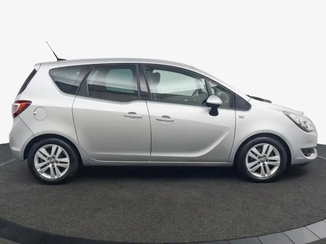 Opel Meriva 1.4 Turbo Cosmo grijs 2015 Benzine 2
