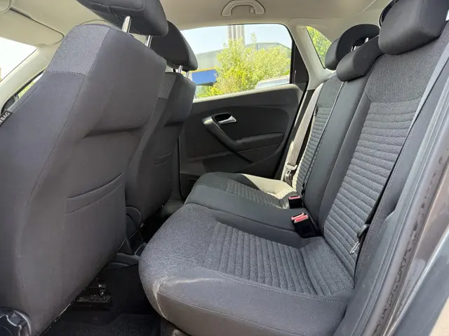 Volkswagen Polo 1.2 TSI BlueMotion Edition 2013 Benzine 11