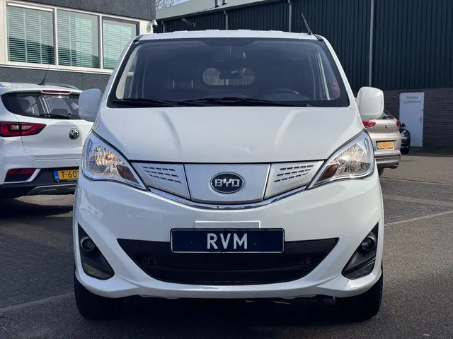 BYD ETP3 Standard 45 kWh 2023 Elektrisch 4
